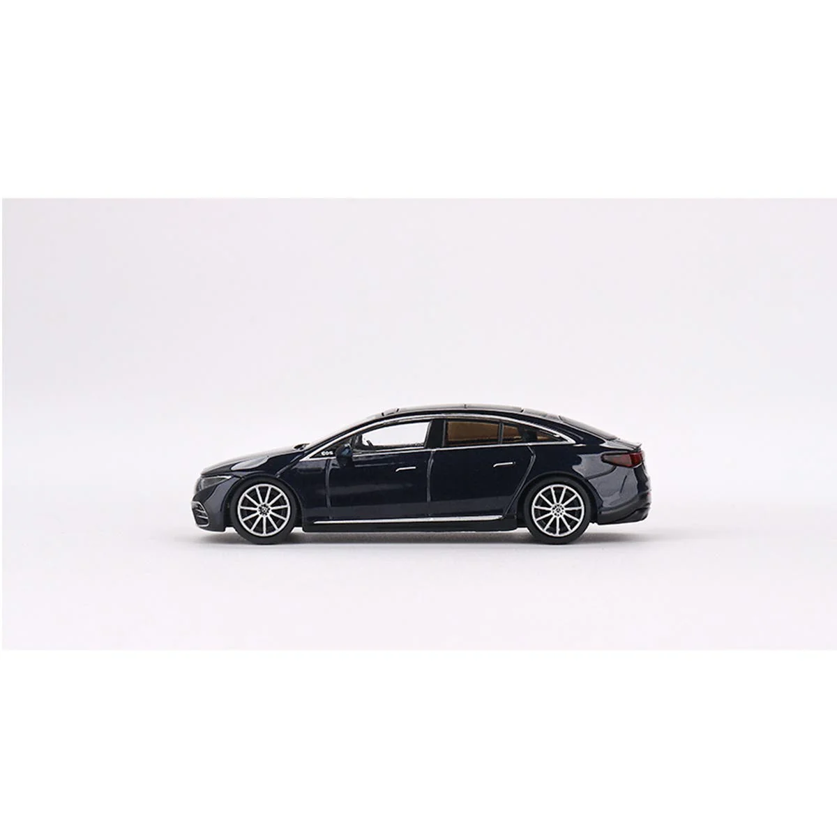 Mercedes-Benz EQS 580 4MATIC Nautical Blue Metallic - 1:64 Scale Resin Model Car - Image 3